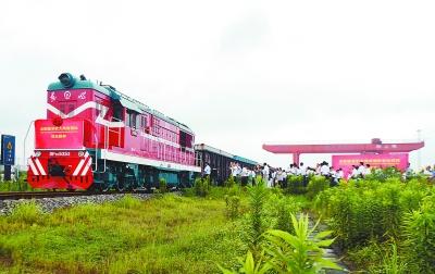 合肥首趟國際鐵路貨運班列直奔阿拉木圖
